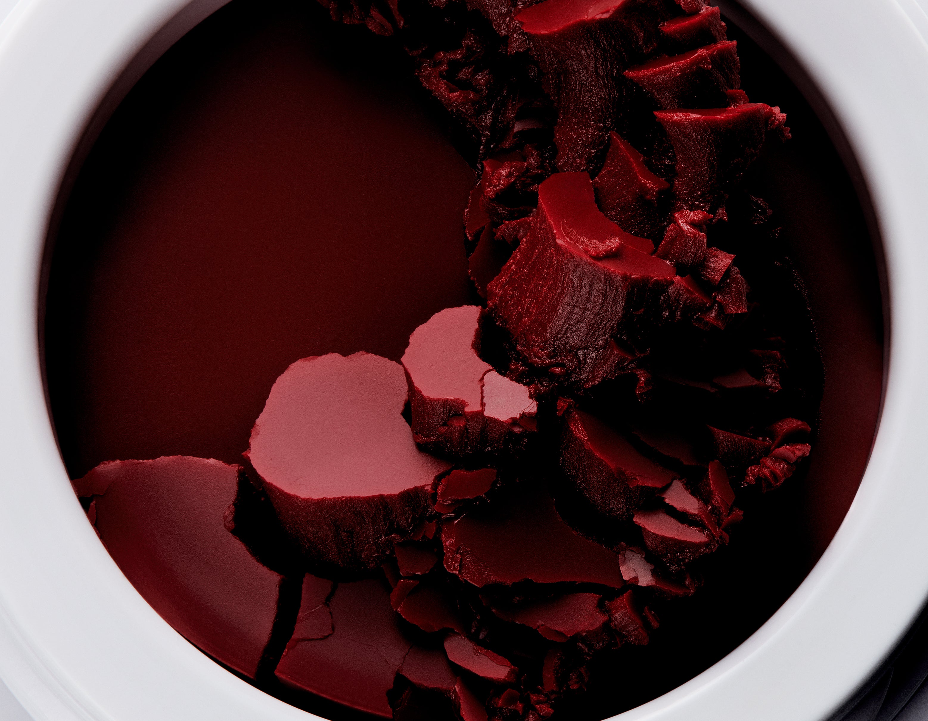 Manasi 7 All Over Colour Pacaya, berry brown lip, cheek and eye creamy finish all in one product.