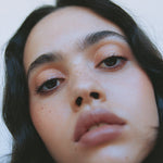 Manasi 7 Eye and Lip Definer Ukiyo is seen defining a woman with light complexion's lips and eyes.