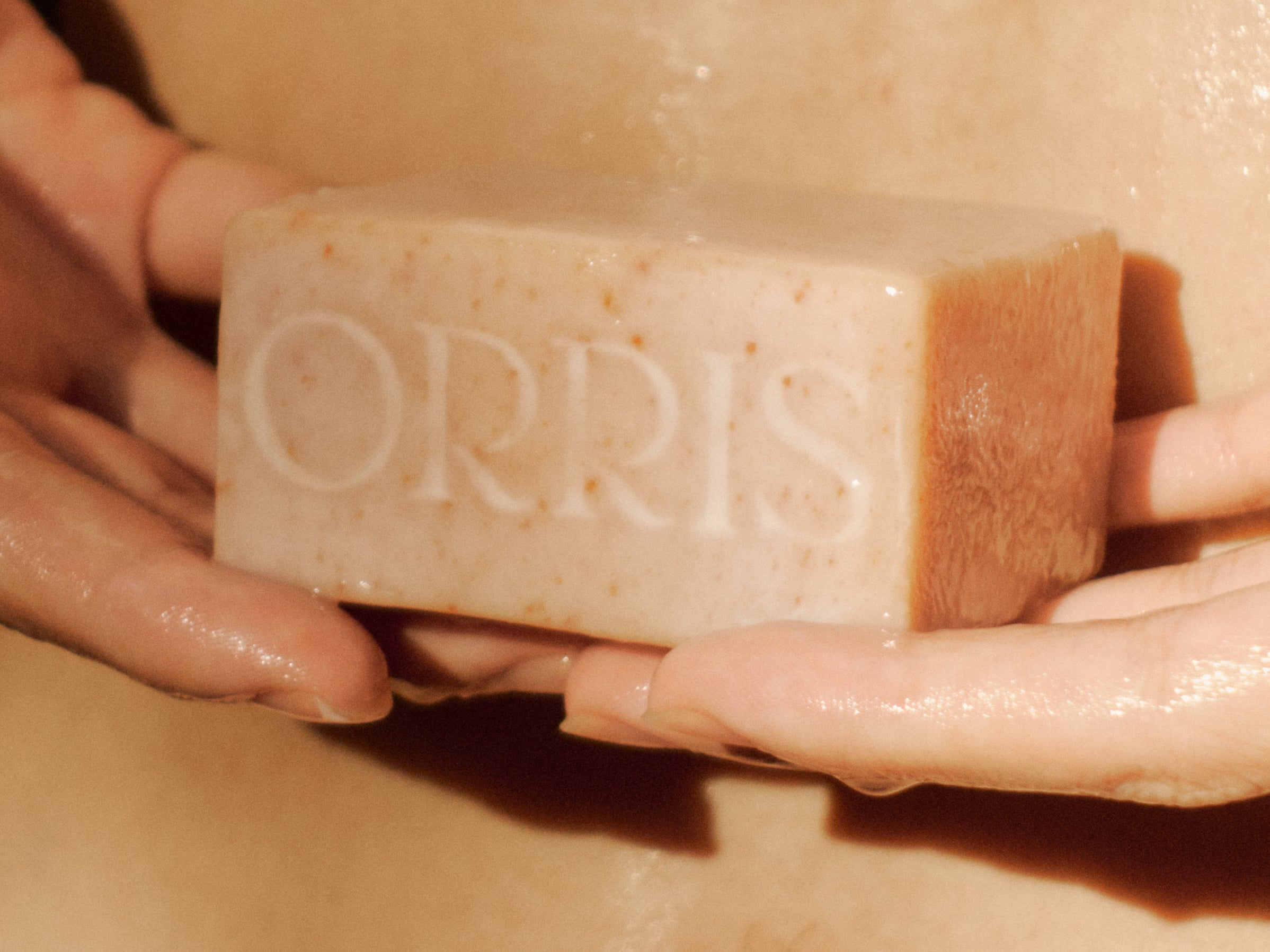 
  
  ORRIS LE NOMADE Botanical Face + Body Cleansing Bar-LORDE beauty and cosmetics
  
