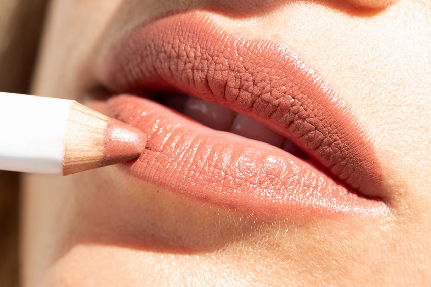 c est moi luminary lip crayon brave ERE PEREZ - Coco 9 and fatty acids C'est Moi Luminary Lip Crayon