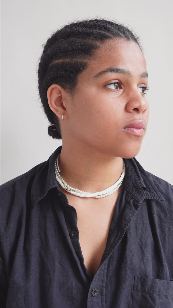 Person applying Ere Perez Moringa All Beauty Crème before makeup as a primer.